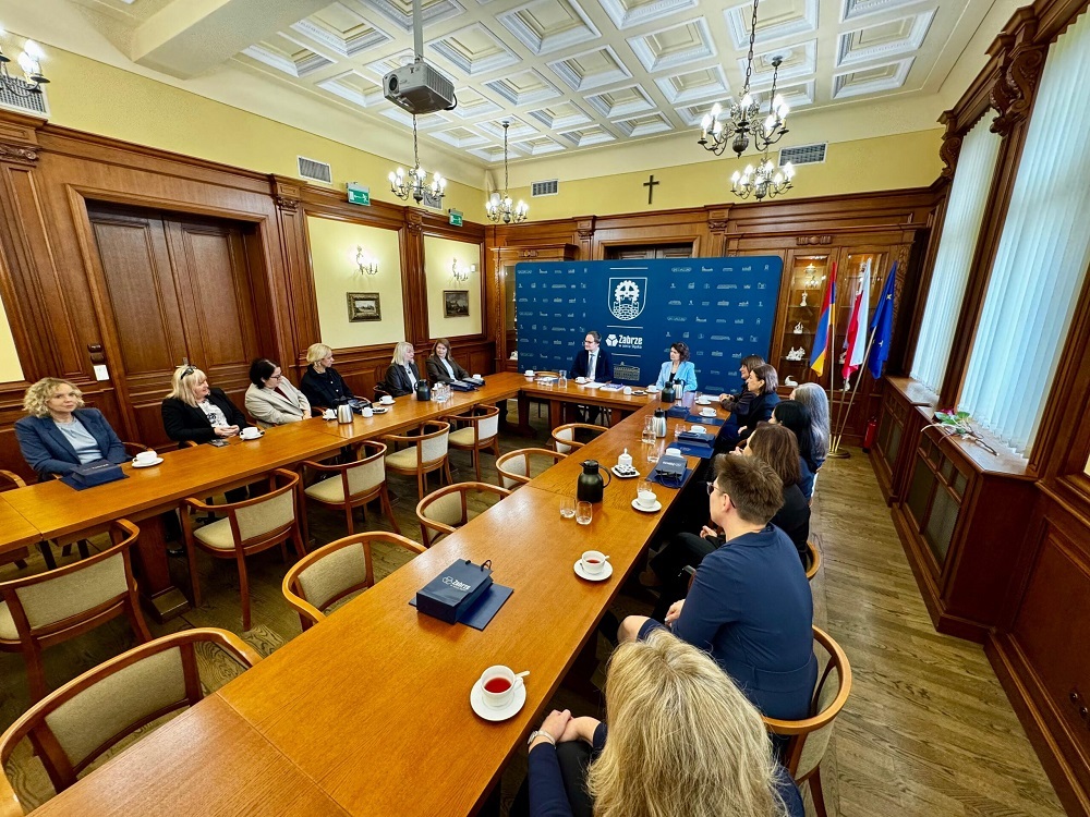 Władze uhonorowały najlepszych nauczycieli Zabrza