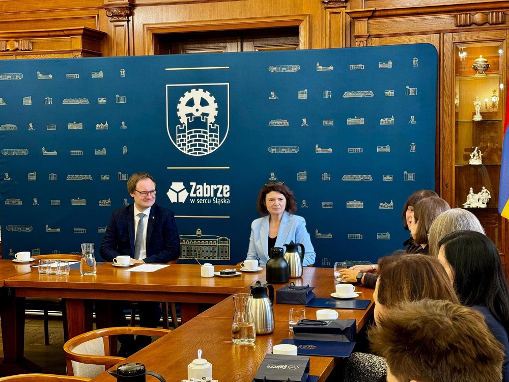 Władze uhonorowały najlepszych nauczycieli Zabrza