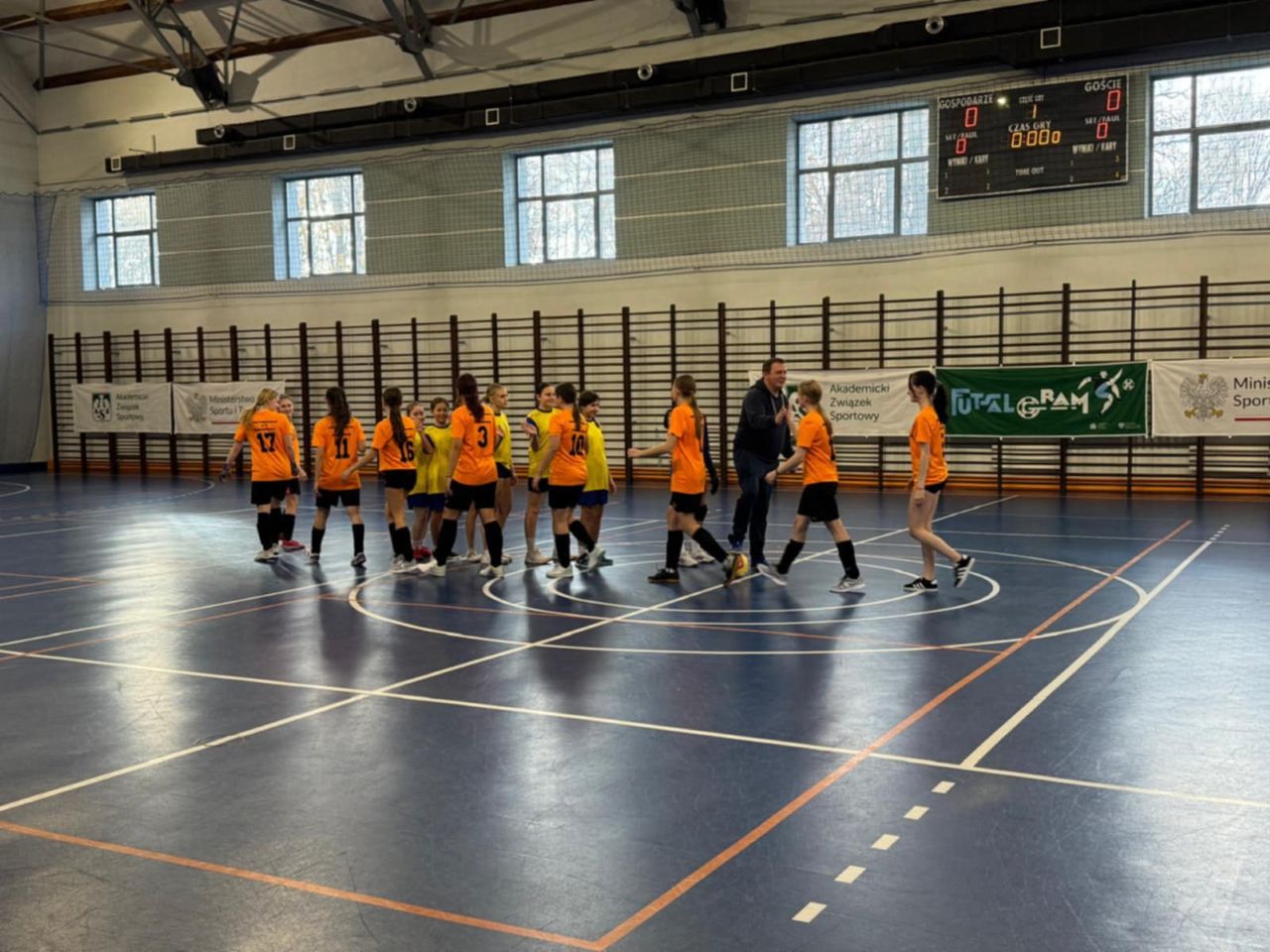 SP2 Świętochłowice znów najlepsze! „Futsal gram” wygrany, a przed nimi finał w Opolu