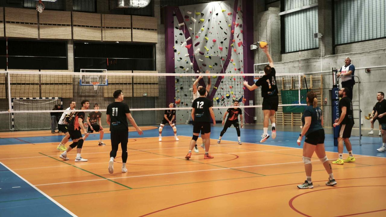 Jubileuszowy Turniej Siatkówki 6