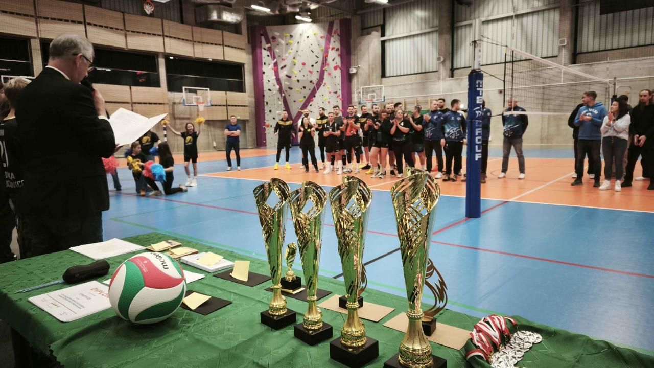 Jubileuszowy Turniej Siatkówki 7