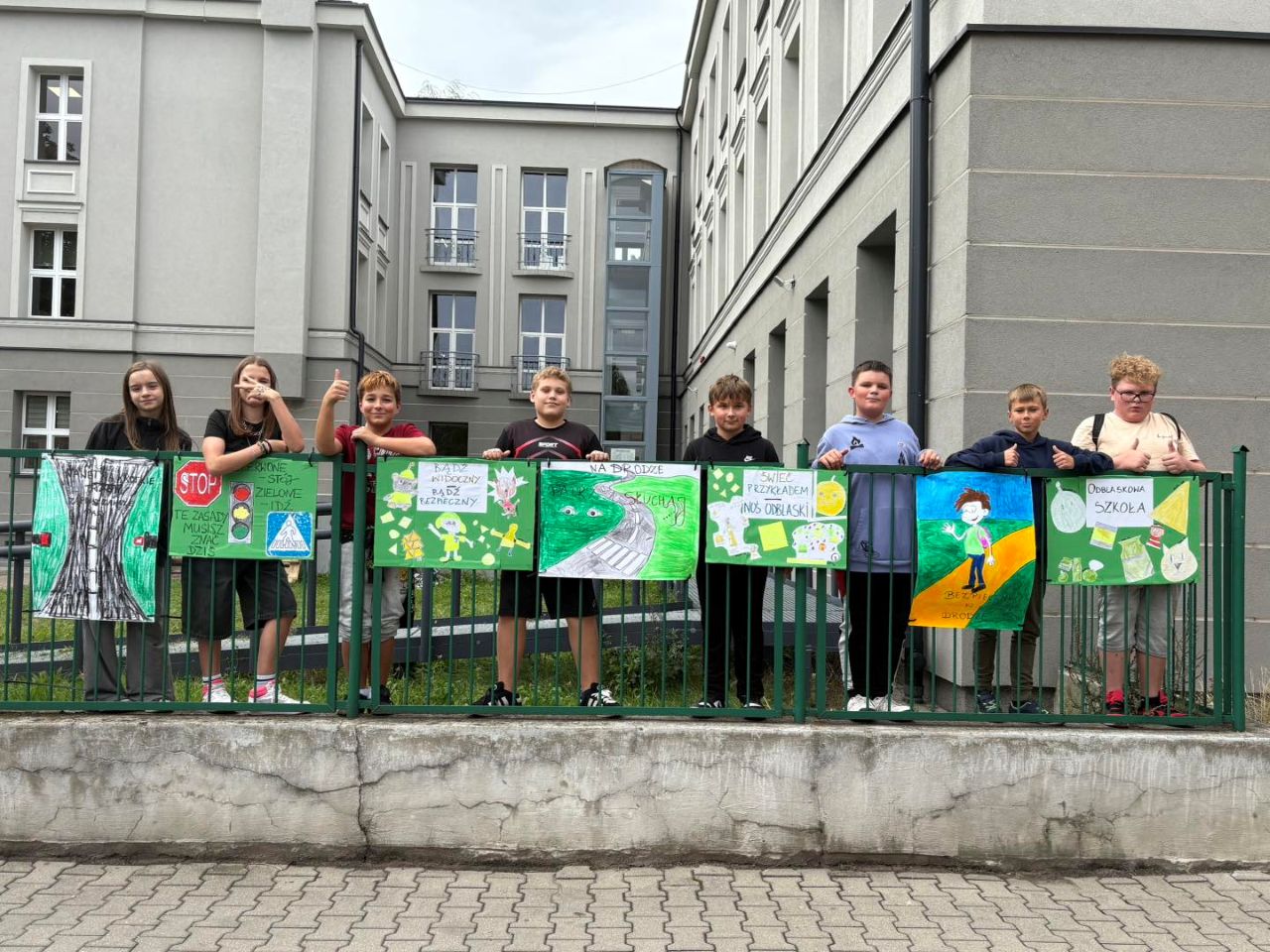 Chorzowska „Dwunastka” świeci przykładem! SP 12 promuje bezpieczeństwo na drodze