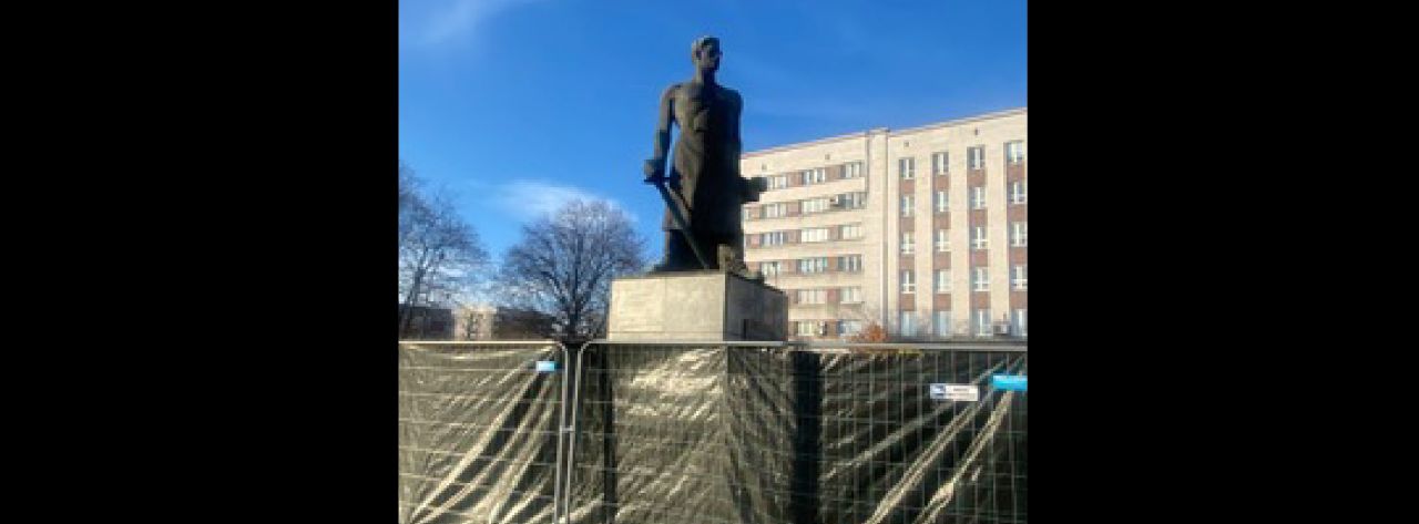 Renowacja Pomnika Powstańca Śląskiego w Chorzowie. Trwają ważne prace