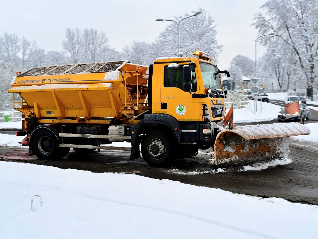 Akcja Zima w Chorzowie: służby w gotowości, kierowcy proszeni o ostrożność