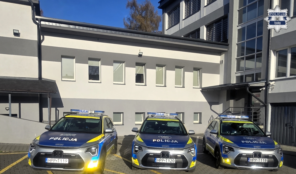 Nowoczesne radiowozy hybrydowe dla tyskiej policji /fot. KMP Tychy