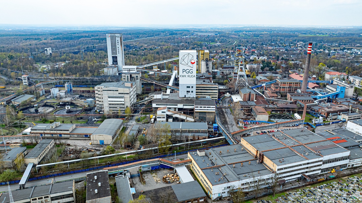 KWK Bielszowice w obiektywie – Fotograficzna podróż przez górnicze tradycje