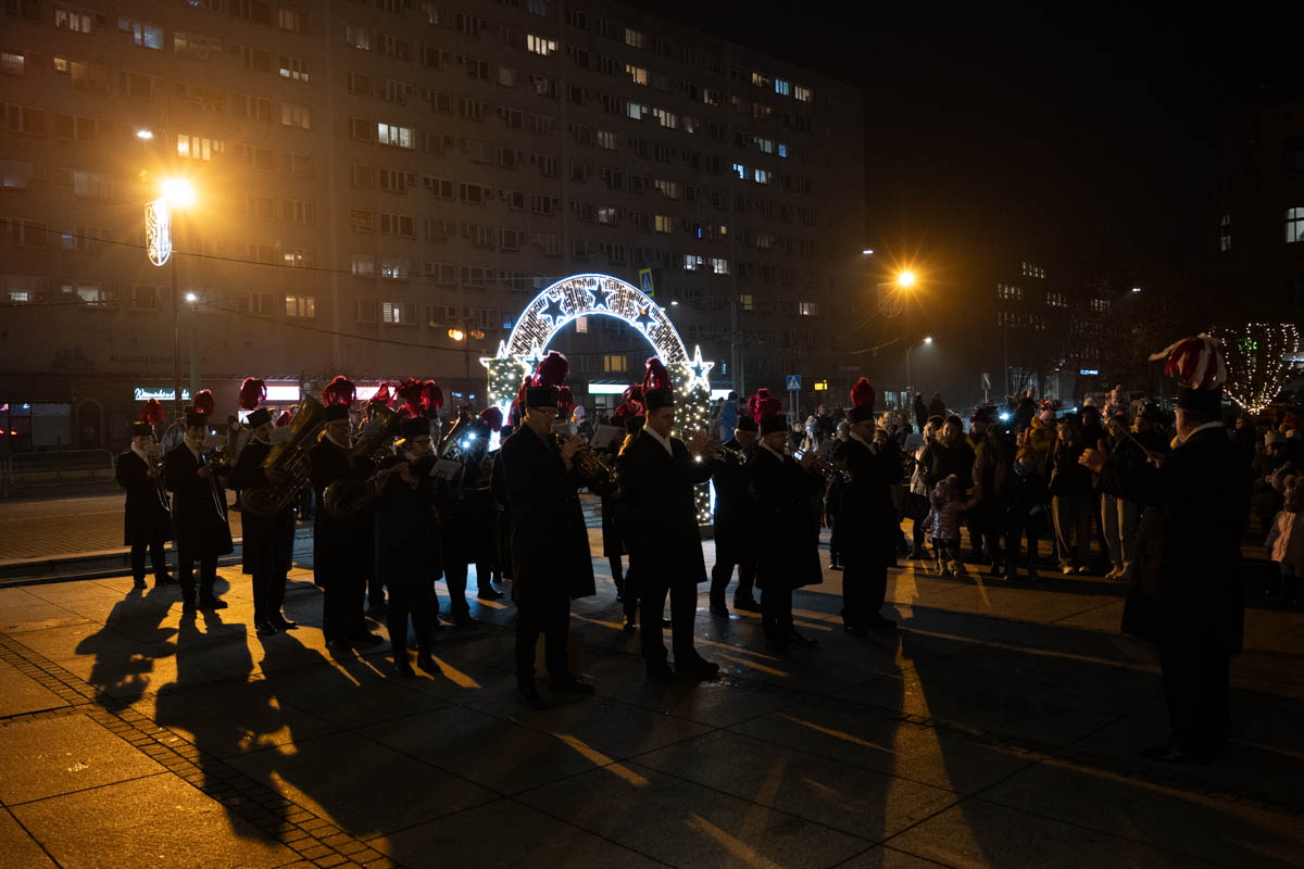 Rozświetlenie choinki 30