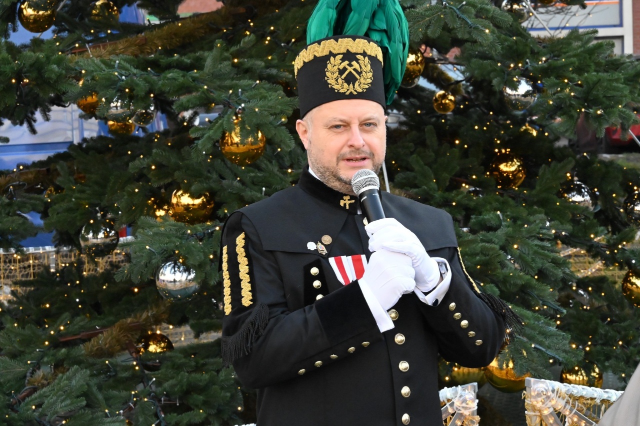 Świąteczne śpiewanie na rynku w Nowym Bytomiu 14