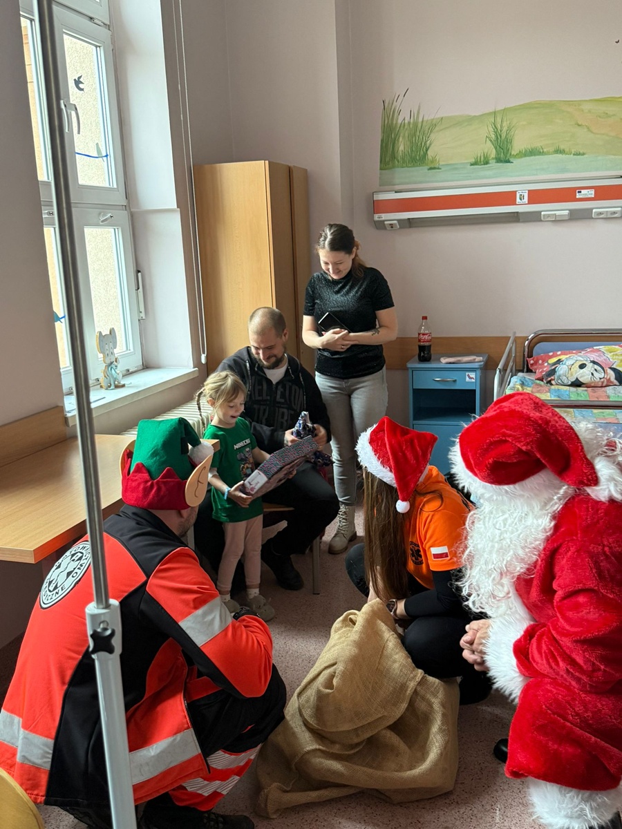 Mikołaj w Szpitalu Miejskim w Rudzie Śląskiej 5