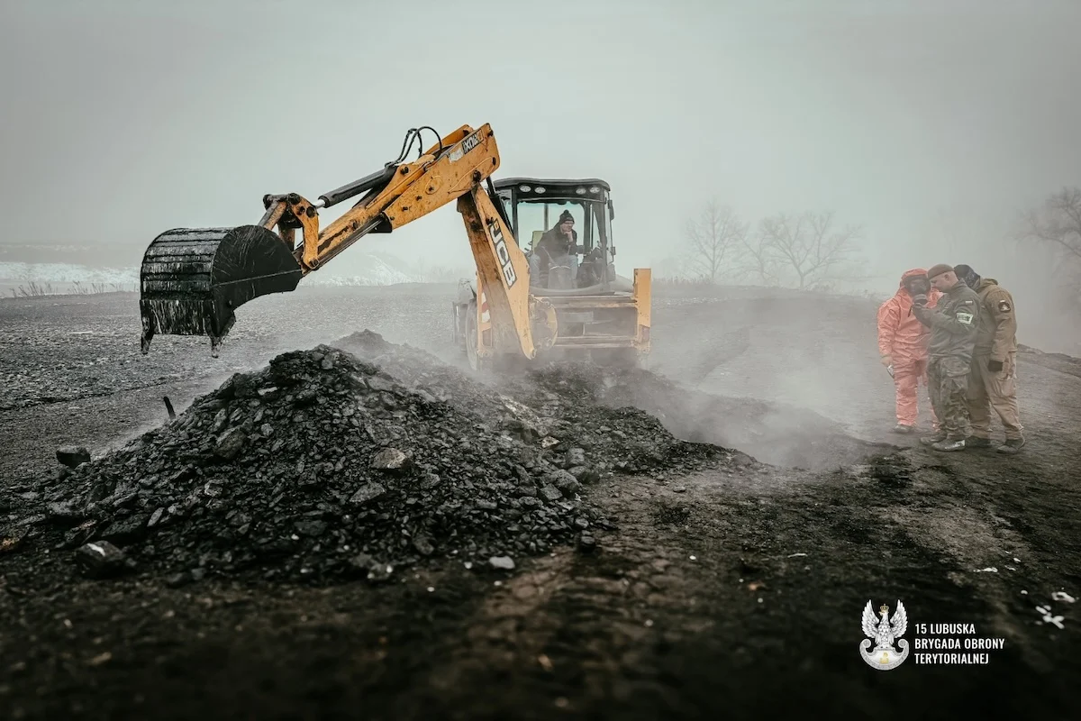 Śledztwo w sprawie nielegalnego wysypiska odpadów: CBA zabezpiecza dowody