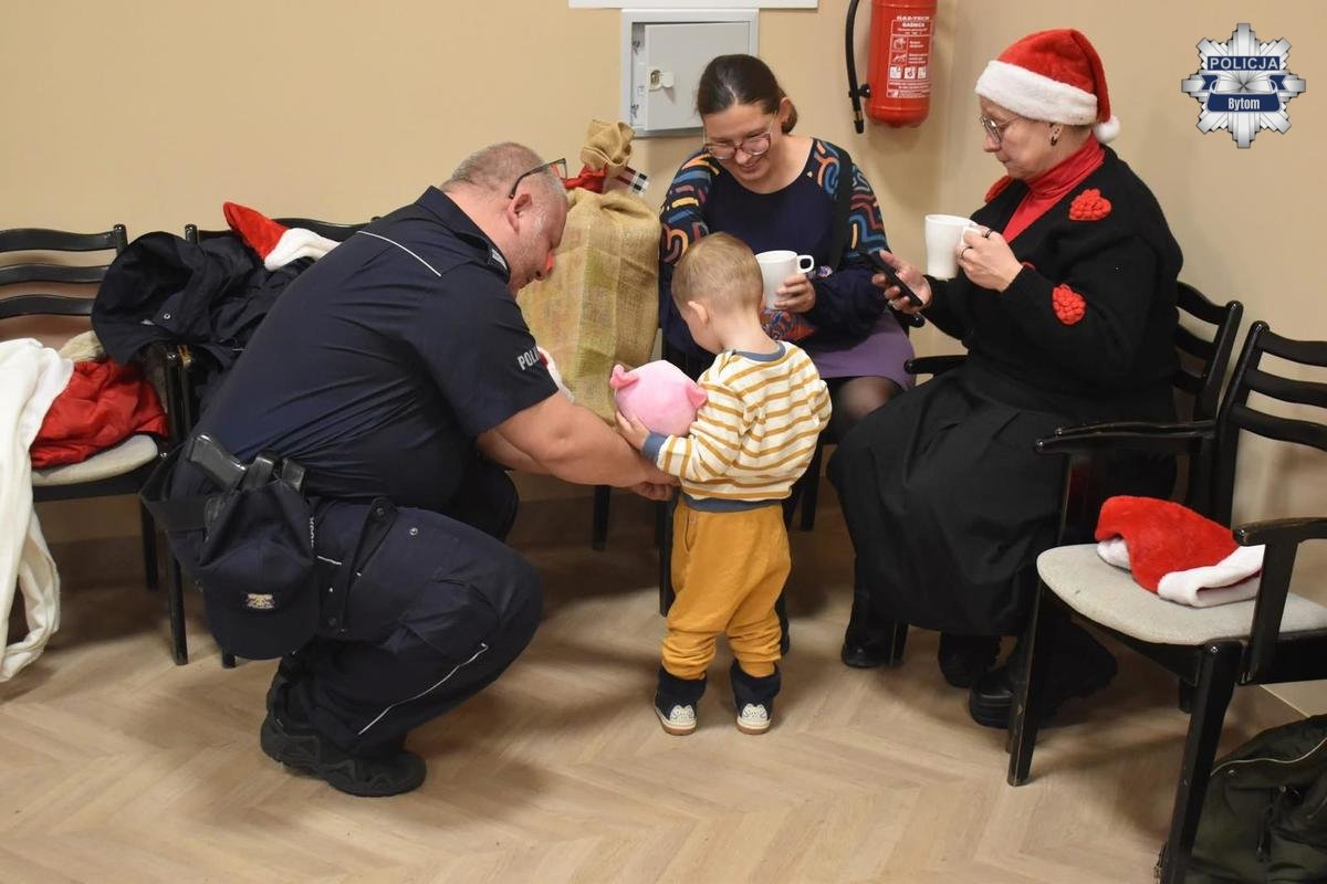 Za nami mikołajkowe spotkanie z bytomskimi policjantami / fot. KMP Bytom