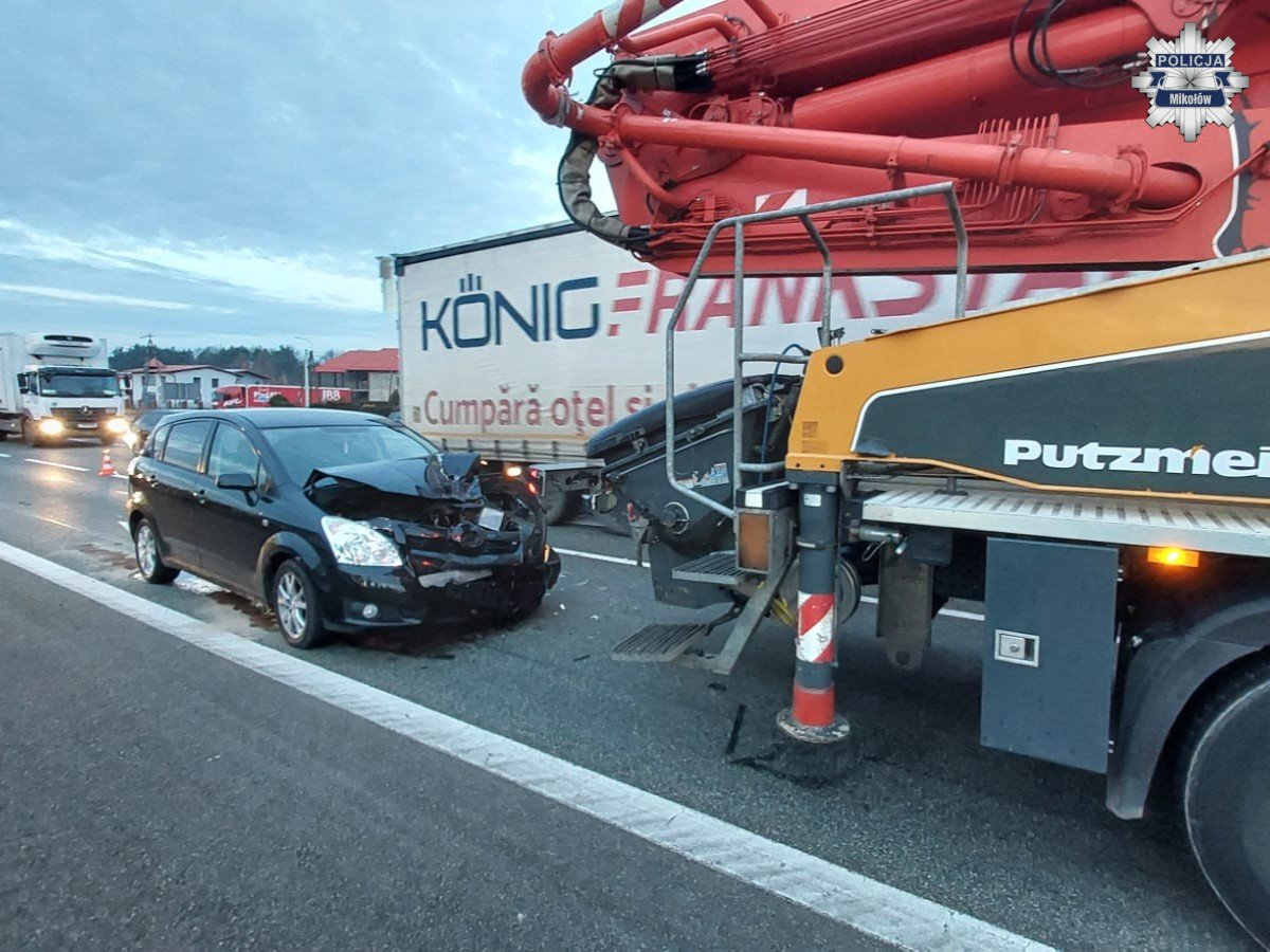 Intensywny poranek na drogach powiatu mikołowskiego / fot. Śląska Policja