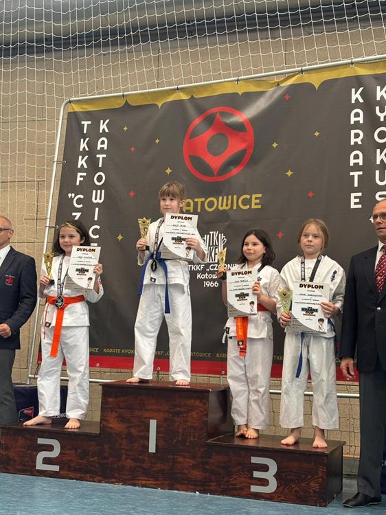 589505845_1162247899372733_1191708767157222707_n