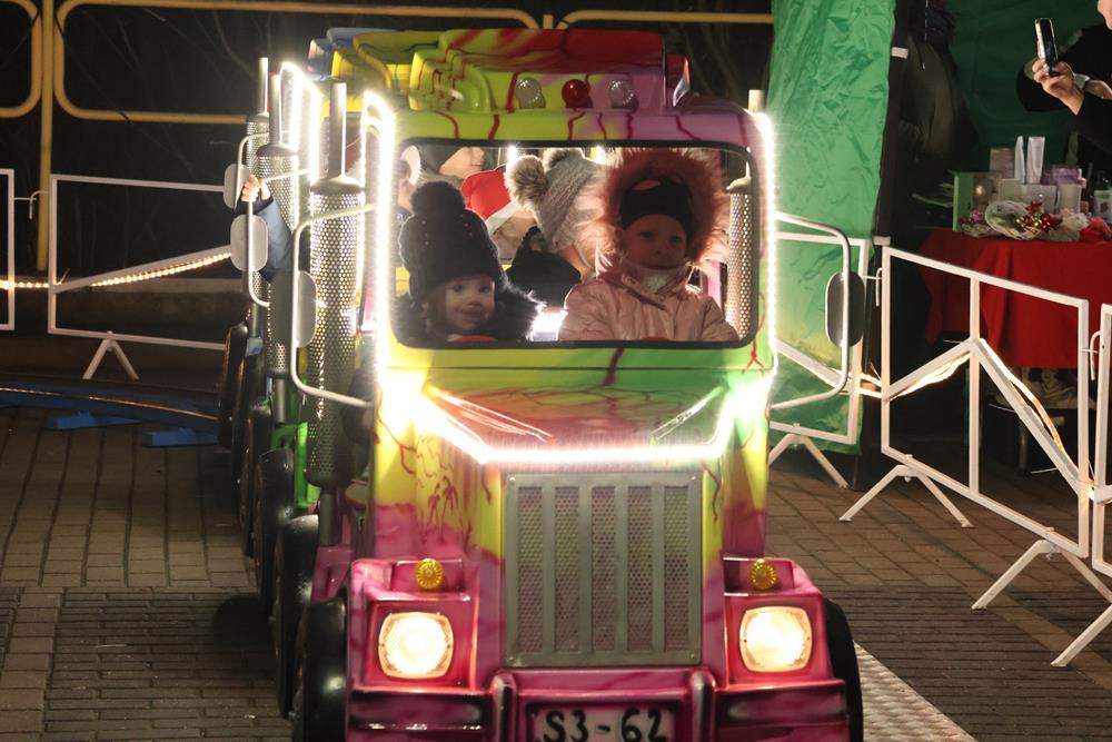 594565114_122194128524329281_2419688347486322490_n