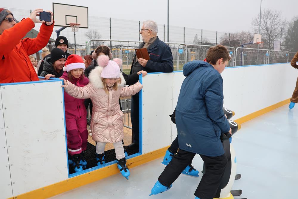 594996467_122194079462329281_3034160186961782579_n