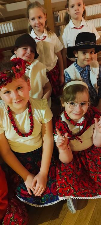 595037506_1300035228833759_8821323861329803176_n