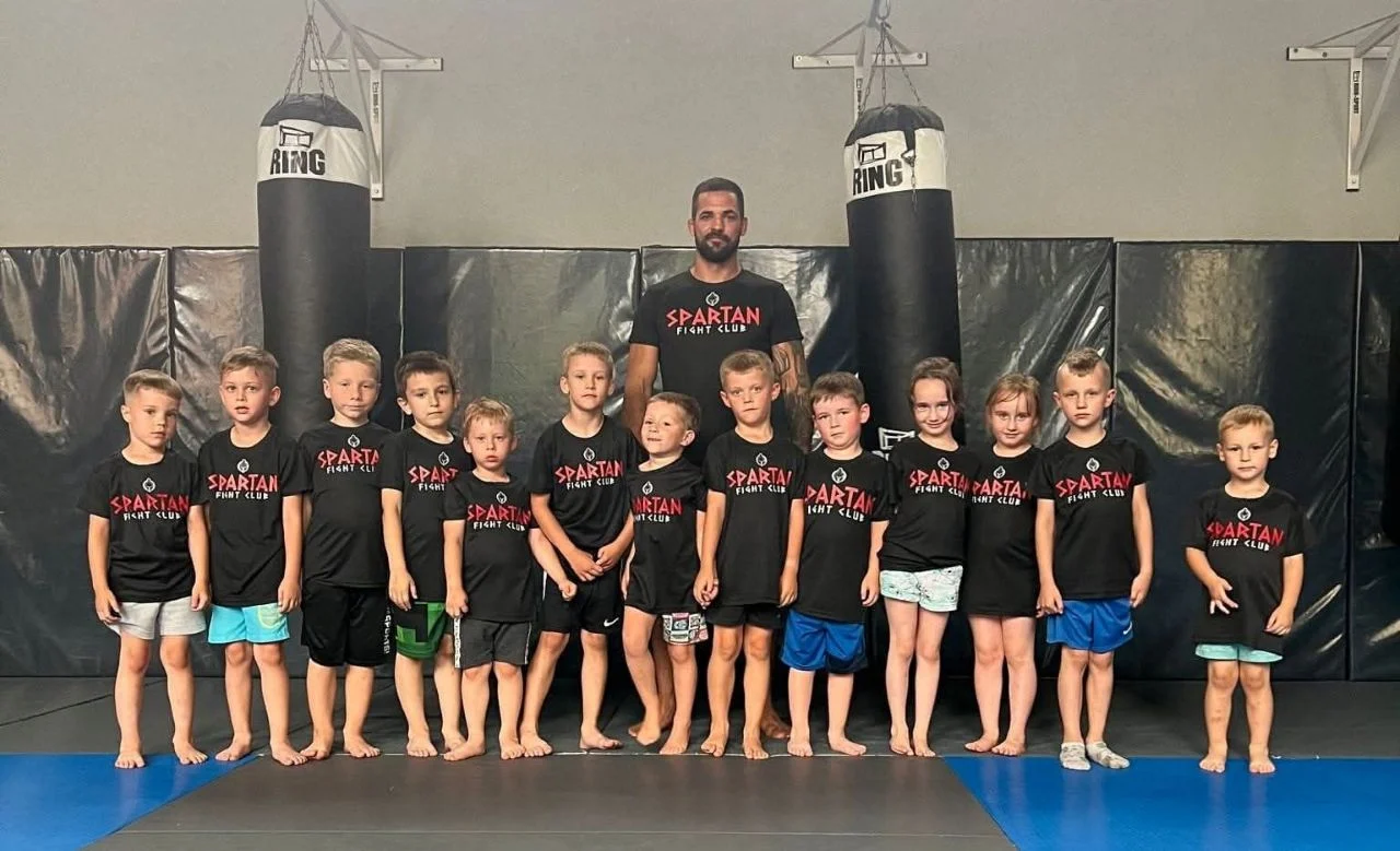 Bezpłatne zajęcia sportowe dla dzieci w Spartan Chorzów. Sprawdź aktualny harmonogram