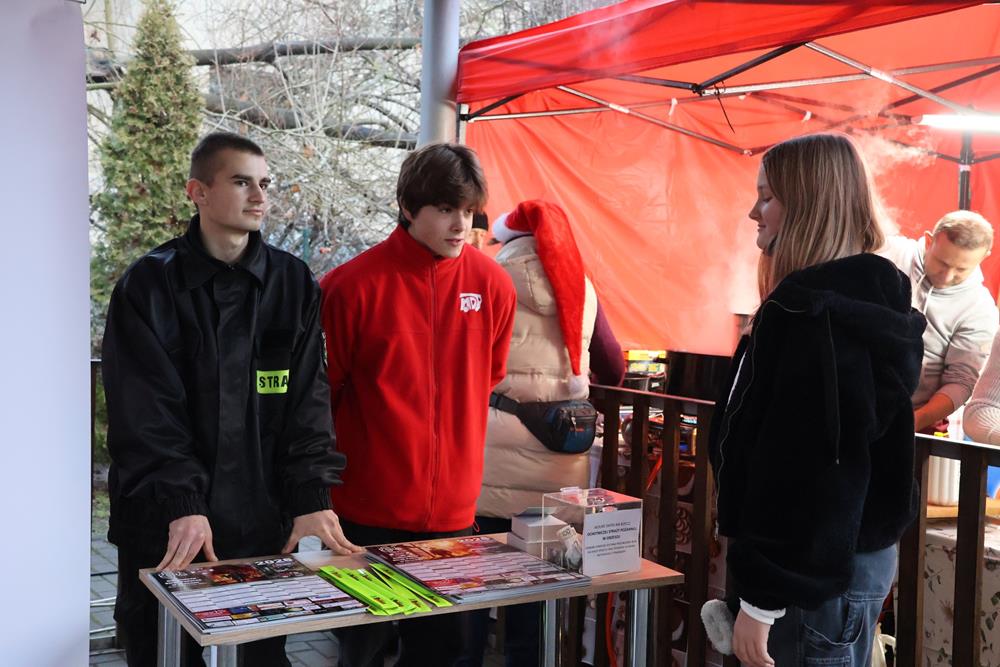 596771018_122194130186329281_8343621144757284332_n