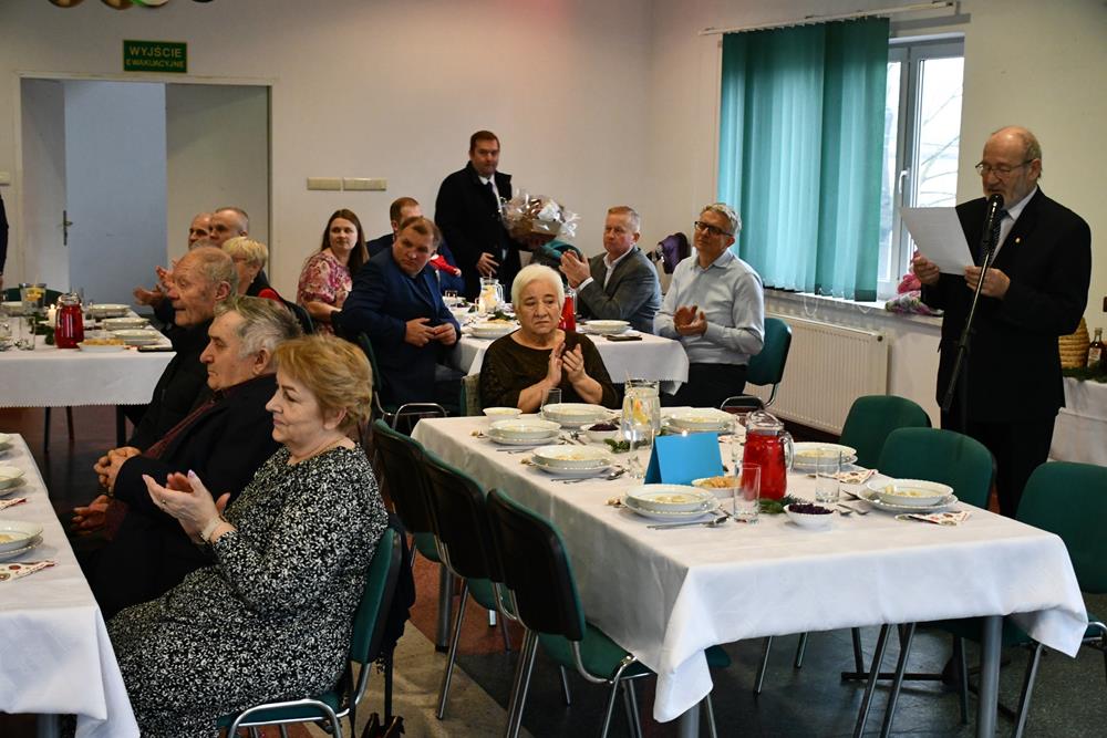 597620911_122194517126329281_9150039694395791803_n