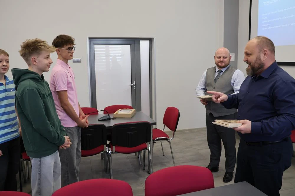 597745386_122195245124329281_8293206839710668794_n