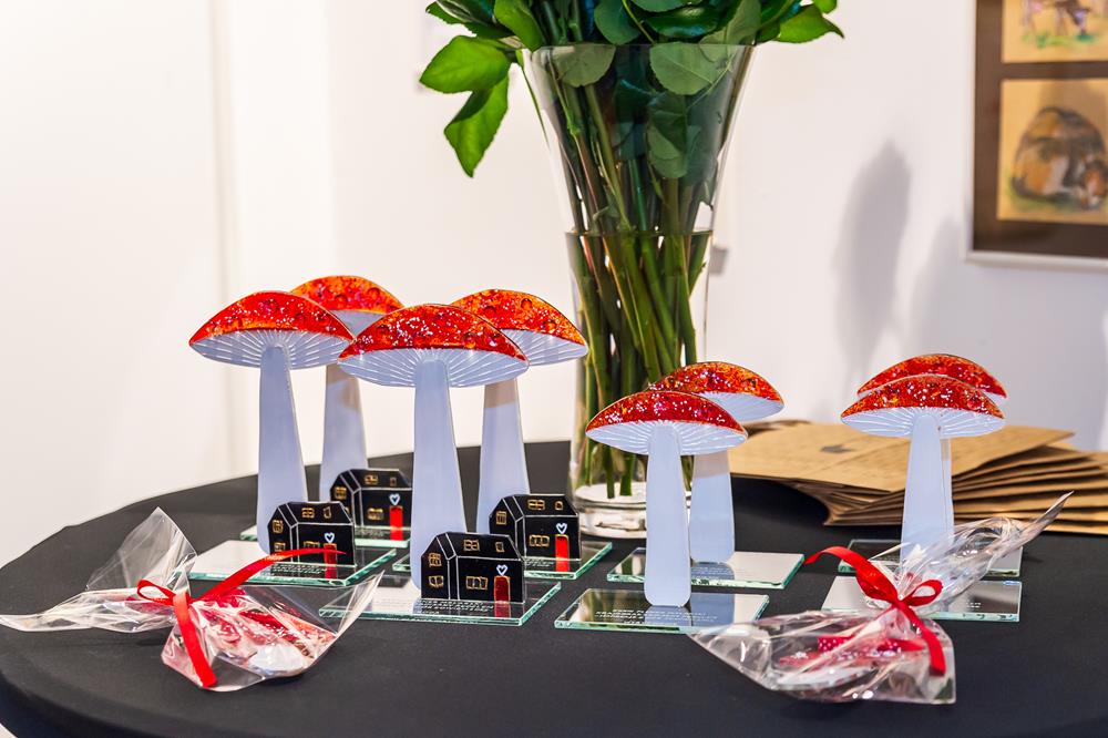 598354390_1301336172020436_1993378010040530968_n