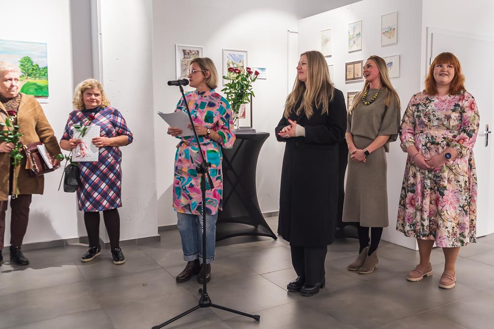 598556485_1301336735353713_2717095119443485083_n