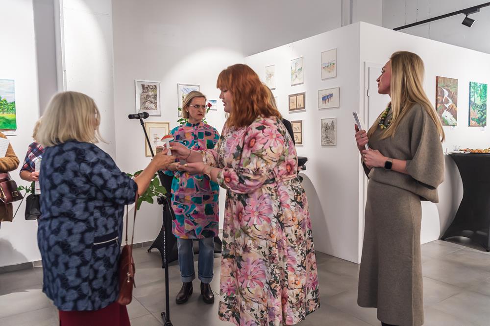 598582335_1301336765353710_226425683325266219_n