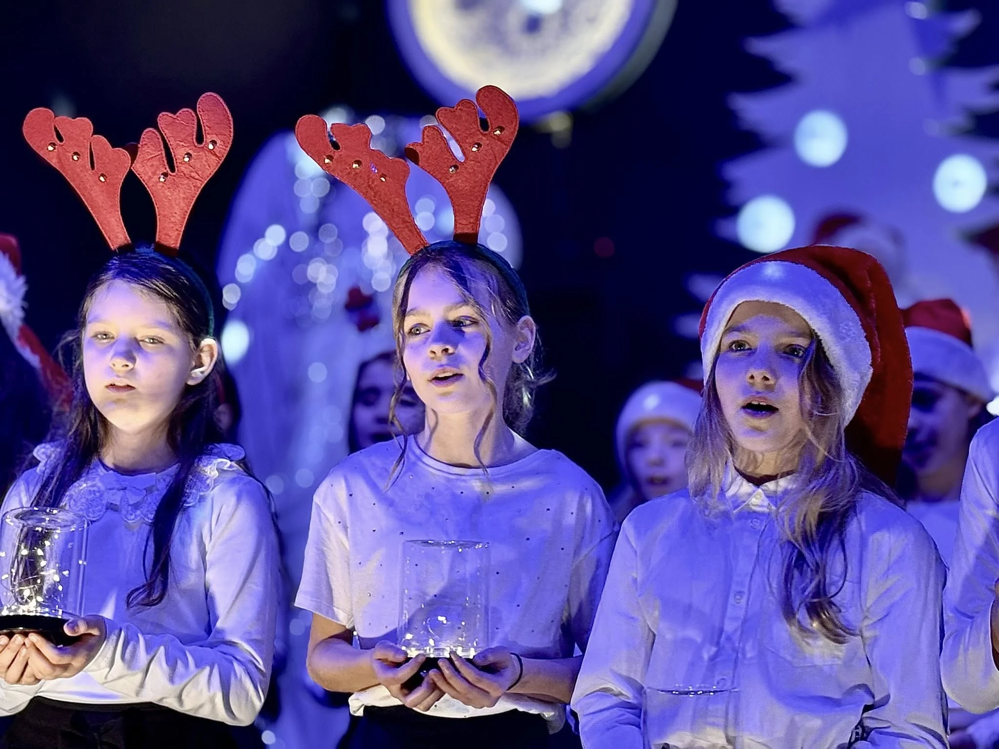 Świąteczny koncert uczniów klas IV i V w Zabrzu / fot. Szkoła Społeczna w Zabrzu