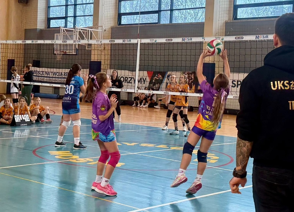 Intensywny weekend w Mysłowicach – lodowisko, Mikuś CUP i Mikołajkowa Liga Kickboxingu