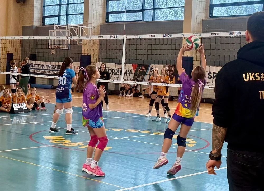 Intensywny weekend w Mysłowicach – lodowisko, Mikuś CUP i Mikołajkowa Liga Kickboxingu