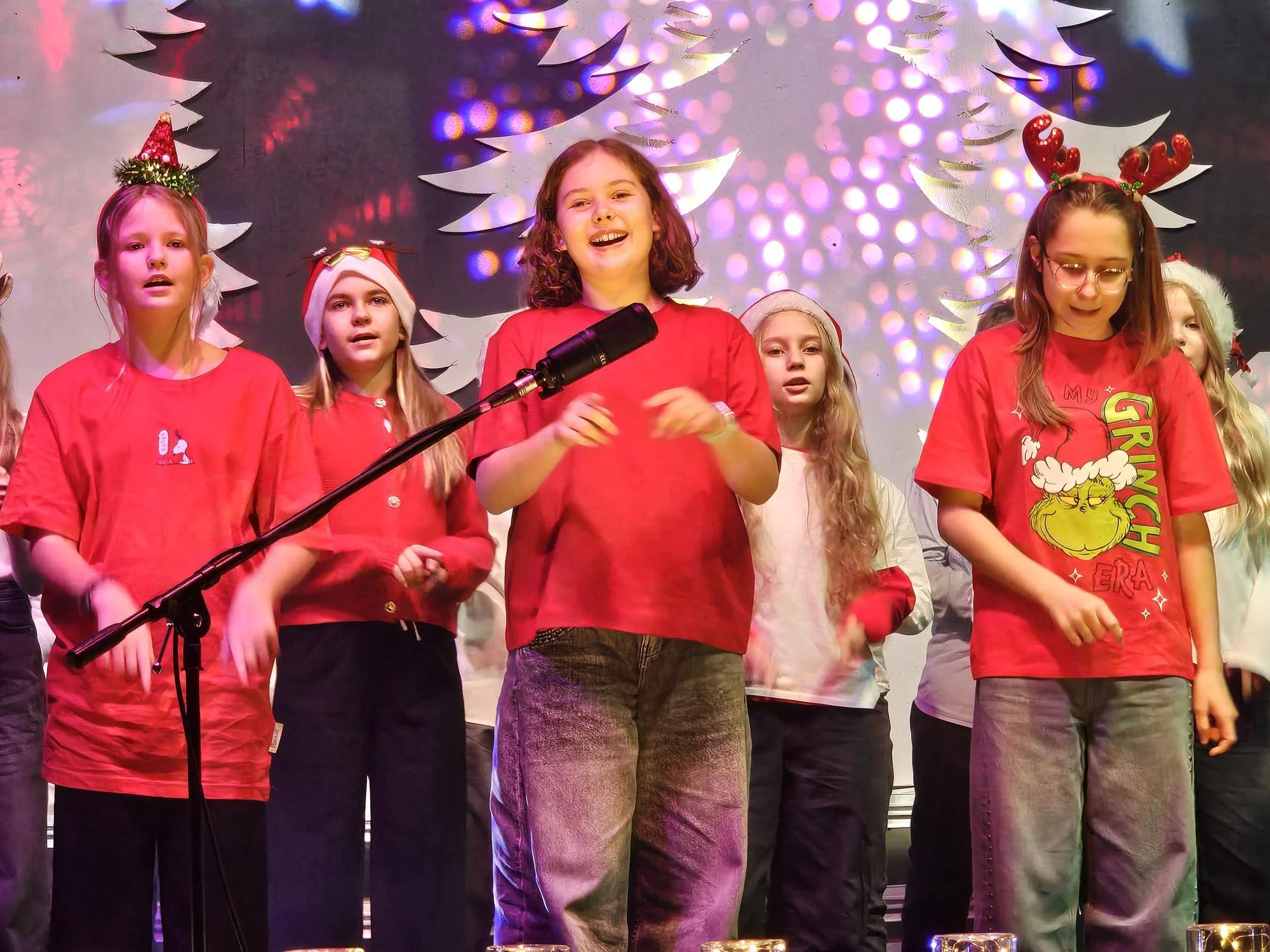 Świąteczny koncert uczniów klas IV i V w Zabrzu / fot. Szkoła Społeczna w Zabrzu