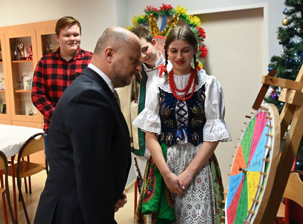 600289000_122233350470161828_1142879983266191481_n