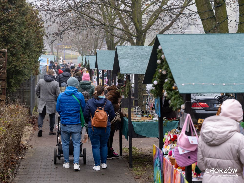 Magiczny Jarmark na Bocznej w Chorzowie. Tłumy mieszkańców i świąteczna atmosfera / fot. UM Chorzów FB