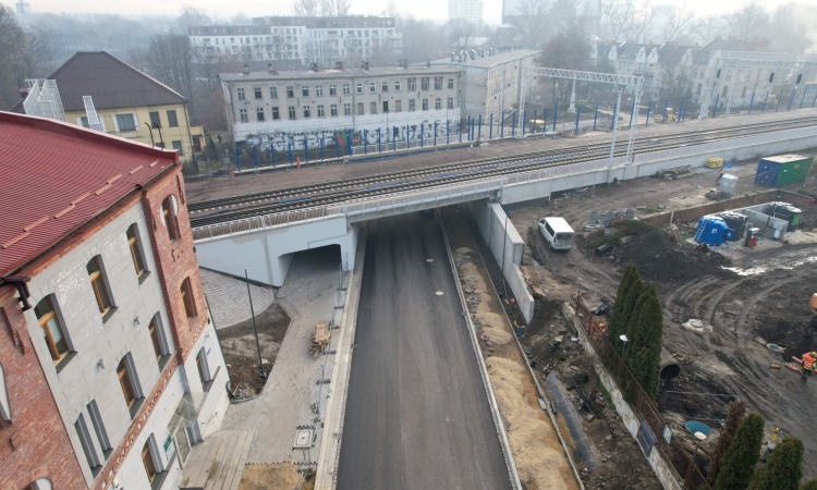Od 23 grudnia dwukierunkowy przejazd pod nowym wiaduktem przy ul. Nowopogońskiej