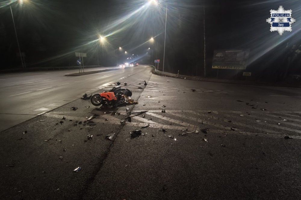 Wypadek na skrzyżowaniu z ulicą Mikołowską. 2 osoby trafiły do szpitala