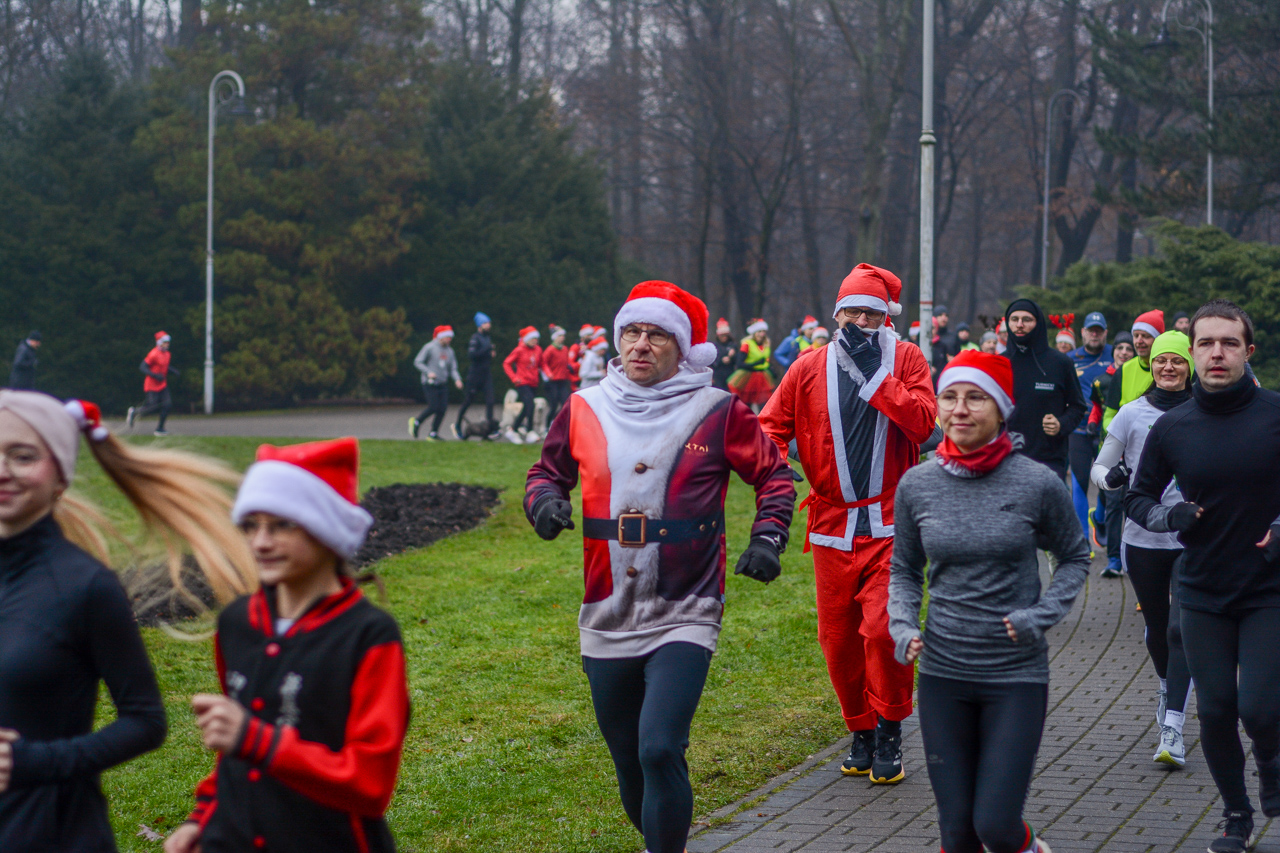 Mikołajkowy parkrun Katowice 2025 30