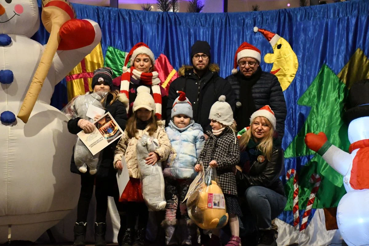 Mikołajkowy klimat w Świętochłowicach - na Skałce trwa miejski jarmark!