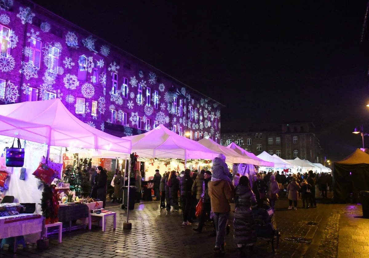 Bożonarodzeniowy klimat pośrodku familoków - Jarmark na Nikiszu 2025!