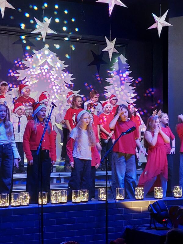 Zabrze w świątecznym rytmie. Koncerty i opłatki połączyły mieszkańców [FOTO]