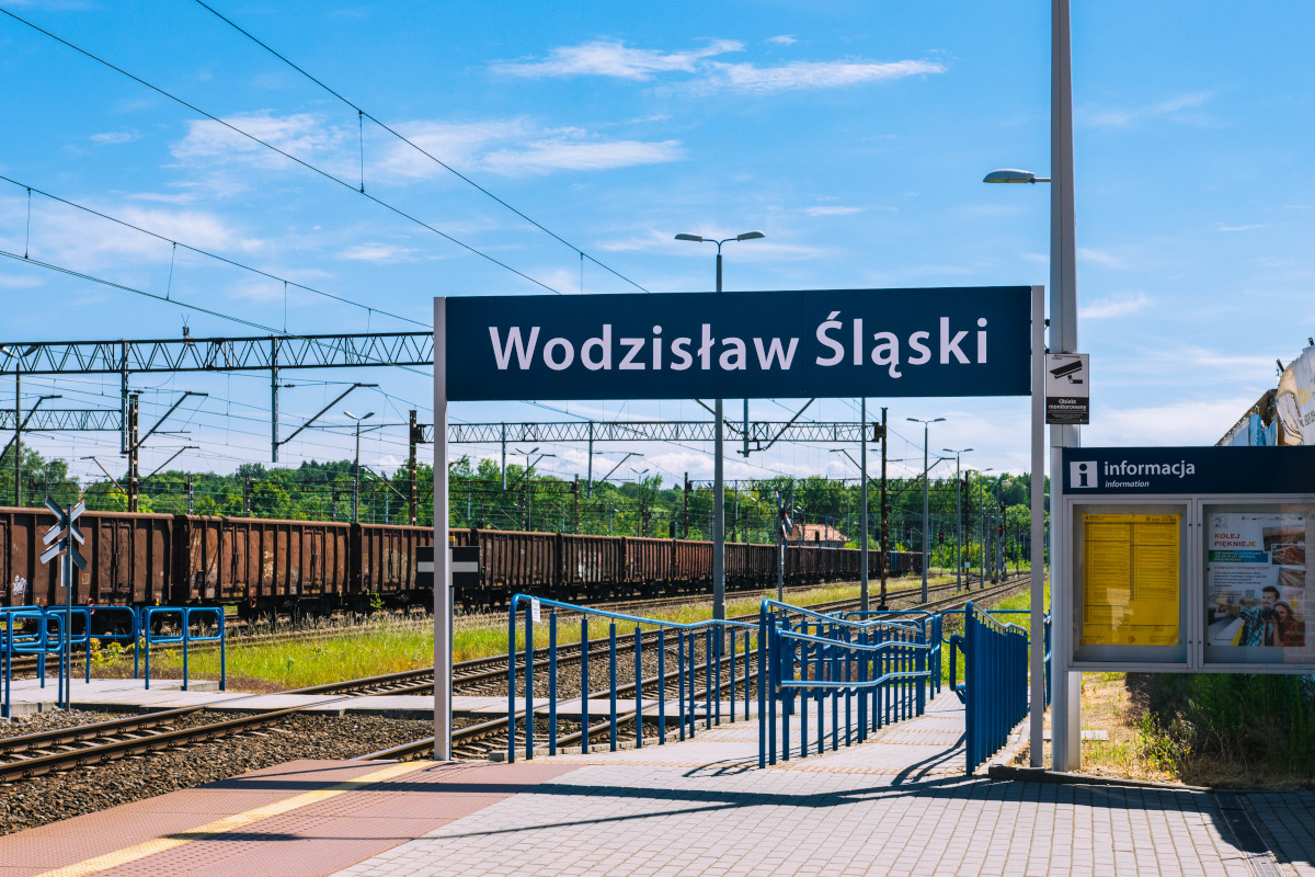 Linia 158 ma przyspieszyć, mijanka wrócić do 2027 roku. Jest odpowiedź resortu infrastruktury