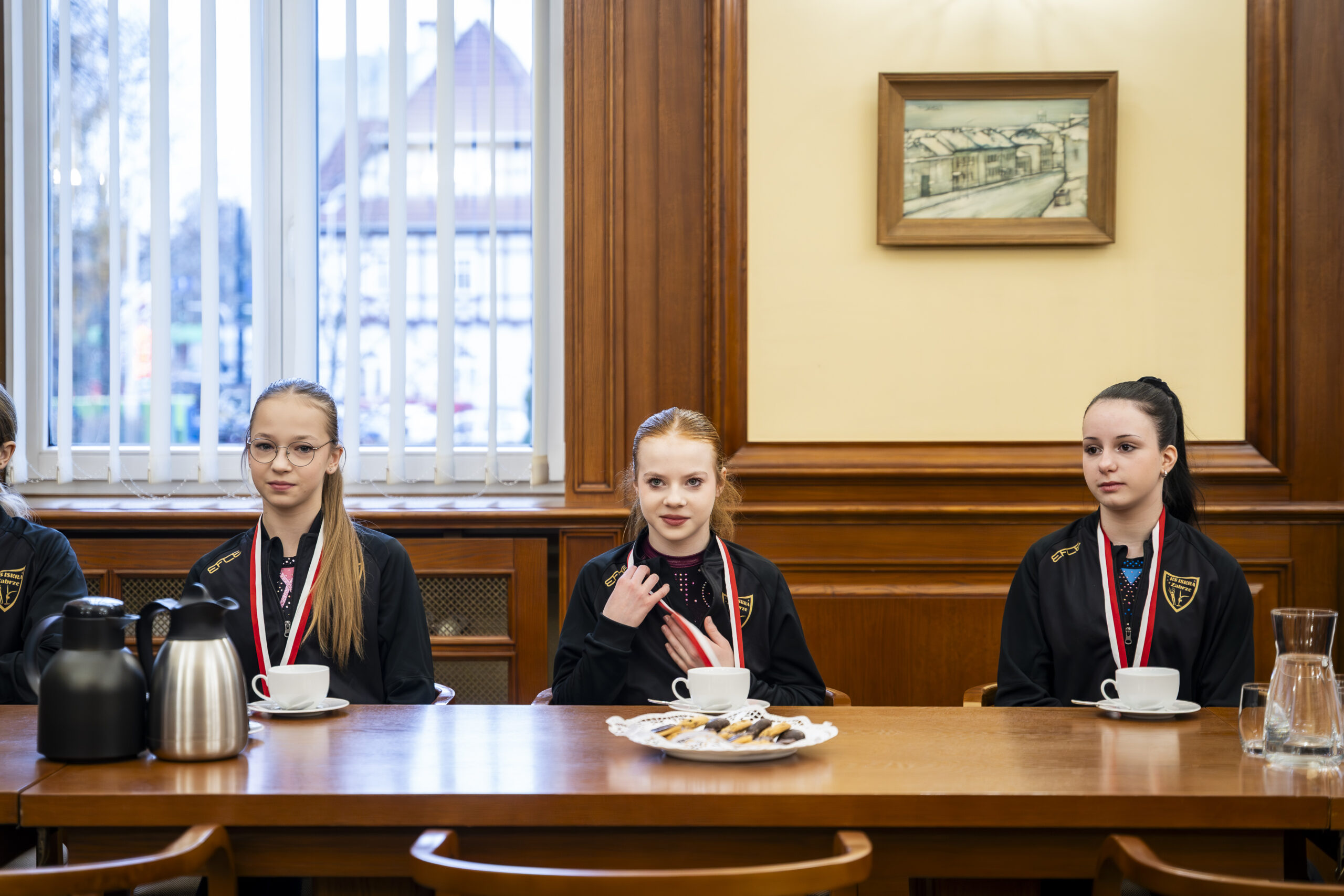 Mistrzynie Polski w gimnastyce sportowej z wizytą w Urzędzie Miejskim / fot. UM Zabrze
