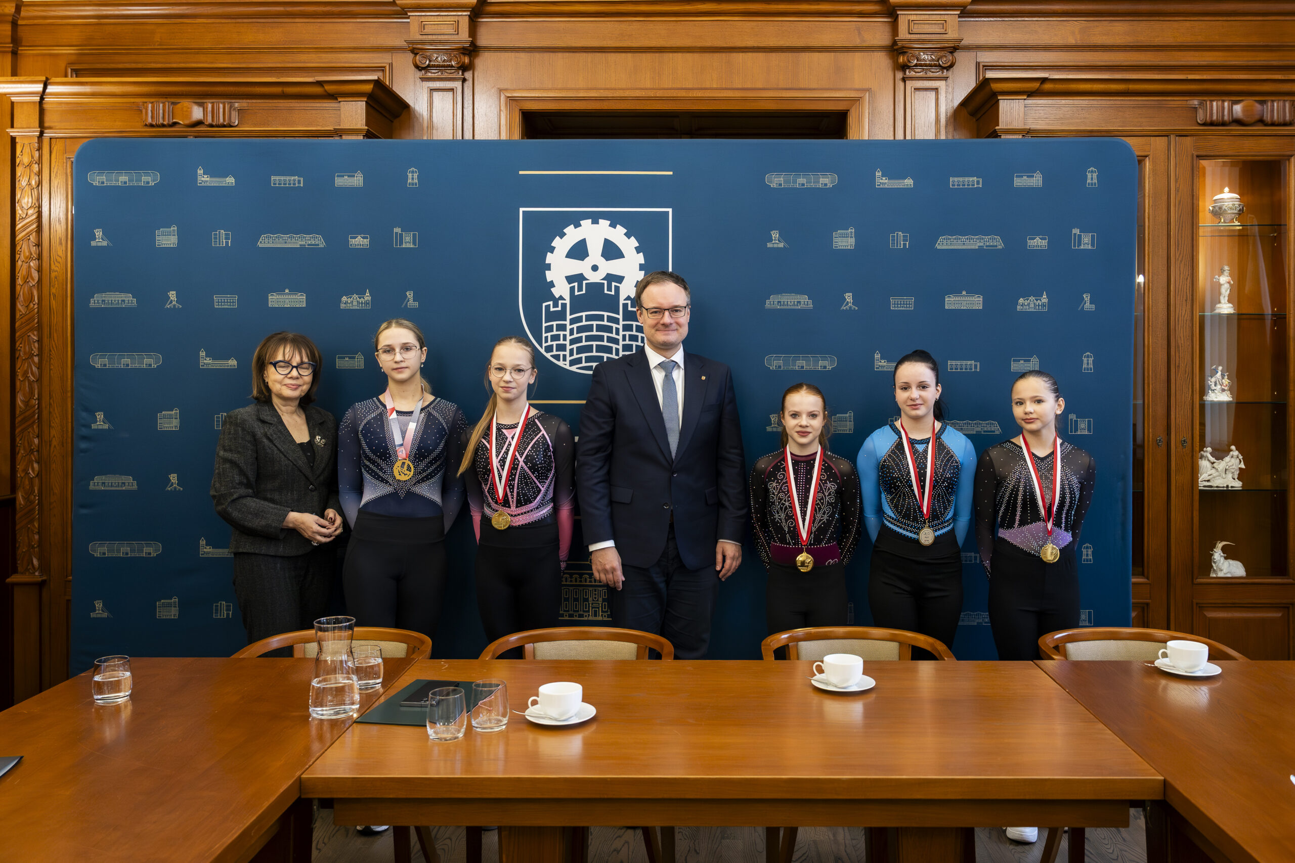 Mistrzynie Polski w gimnastyce sportowej z wizytą w Urzędzie Miejskim / fot. UM Zabrze