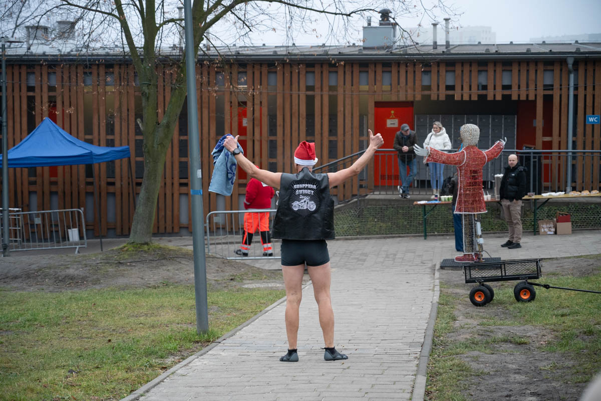 Świąteczna Akcja w Świętochłowicach: MotoMikołaje, Morsowanie i Bieg Mikołajowy na Rzecz Marzenia Justina / fot. Krzysztof Faber