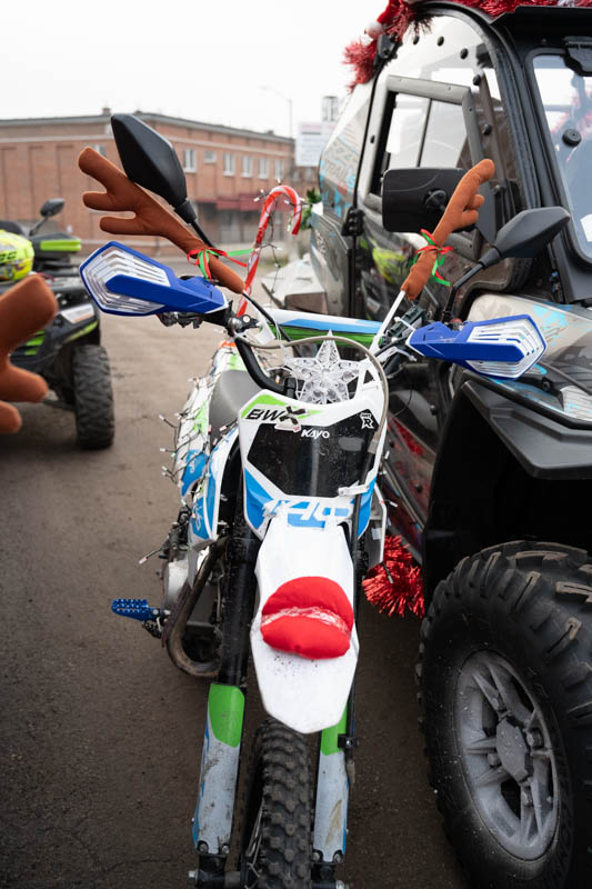 Świąteczna Akcja w Świętochłowicach: MotoMikołaje, Morsowanie i Bieg Mikołajowy na Rzecz Marzenia Justina / fot. Krzysztof Faber