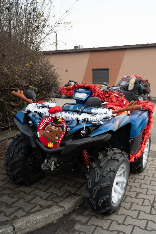 Świąteczna Akcja w Świętochłowicach: MotoMikołaje, Morsowanie i Bieg Mikołajowy na Rzecz Marzenia Justina / fot. Krzysztof Faber
