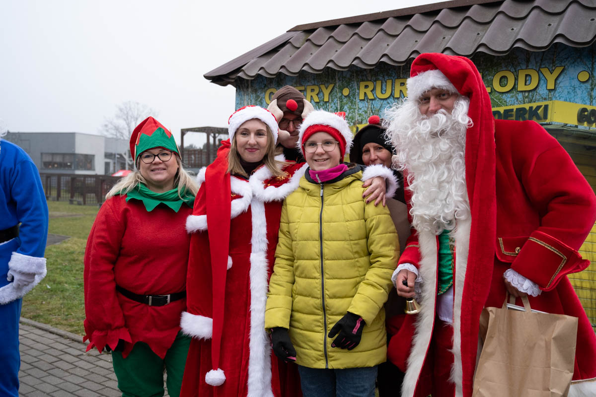 Świąteczna Akcja w Świętochłowicach: MotoMikołaje, Morsowanie i Bieg Mikołajowy na Rzecz Marzenia Justina / fot. Krzysztof Faber
