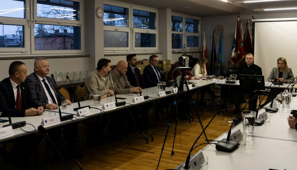 XXV Nadzwyczajna Sesja Rady Miasta Piekary Śląskie – zmiany w budżecie na 2025 rok