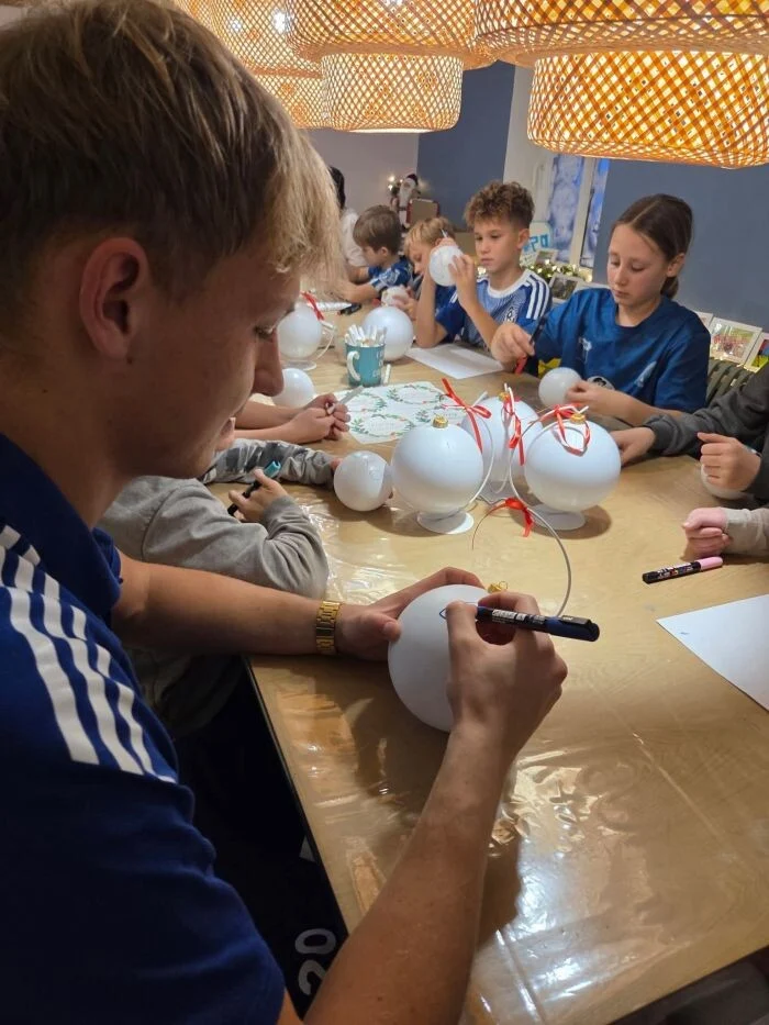 d070cba04dbb42d3f65a7747dd3f89af-4086123366