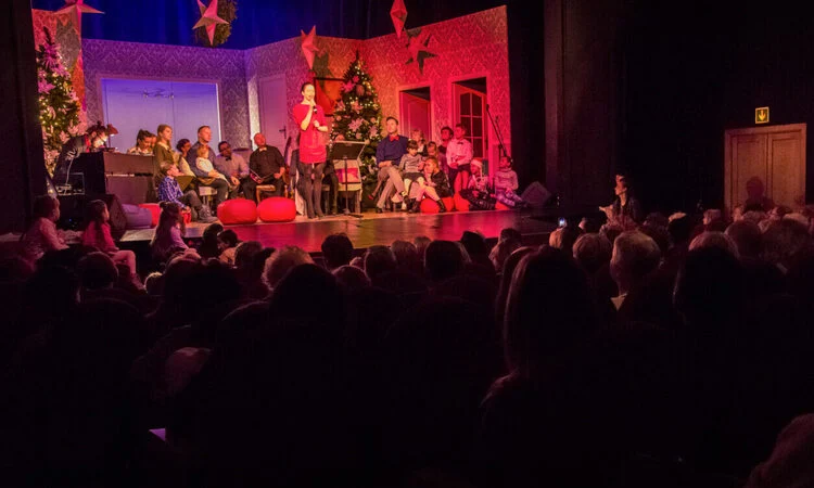 Teatr Zagłębia zaprasza na wspólne kolędowanie