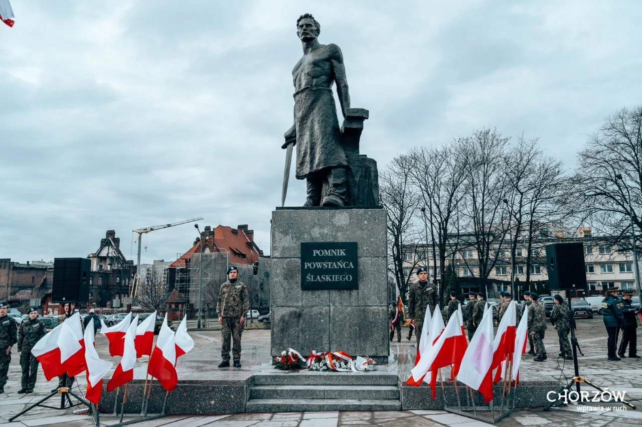 Uroczystość odsłonięcia Pomnika Powstańca Śląskiego [ZDJĘCIA]